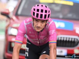 Richard Carapaz, elegido 'supercombativo' del Tour de Francia 2026 Richard Carapaz, elegido 'supercombativo' del Tour de Francia 2026