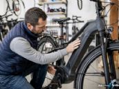 ¿Motor central o en el buje? El debate técnico sobre dónde debe ir la asistencia en una e-Bike ¿Motor central o en el buje? El debate técnico sobre dónde debe ir la asistencia en una e-Bike