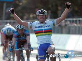 Óscar Freire, condenado por un delito de vejaciones injustas a su expareja Óscar Freire, condenado por un delito de vejaciones injustas a su expareja